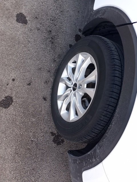 Used 2022 Kia Telluride LX image 13