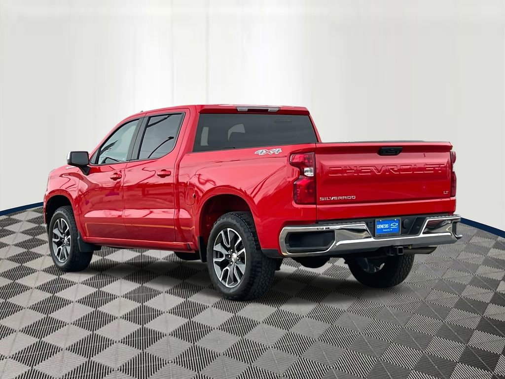 Used 2023 Chevrolet Silverado 1500 LT AWD/4WD image 4