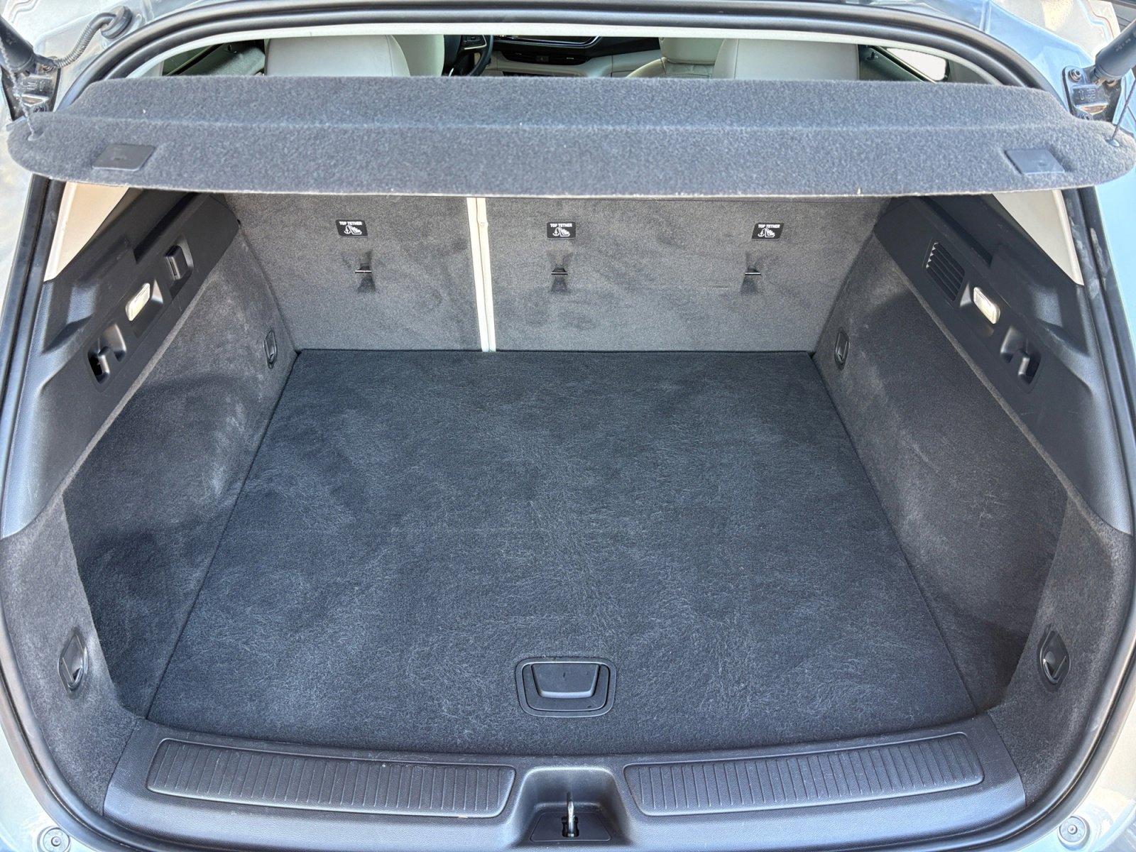 Used 2023 Buick Envision Avenir image 14