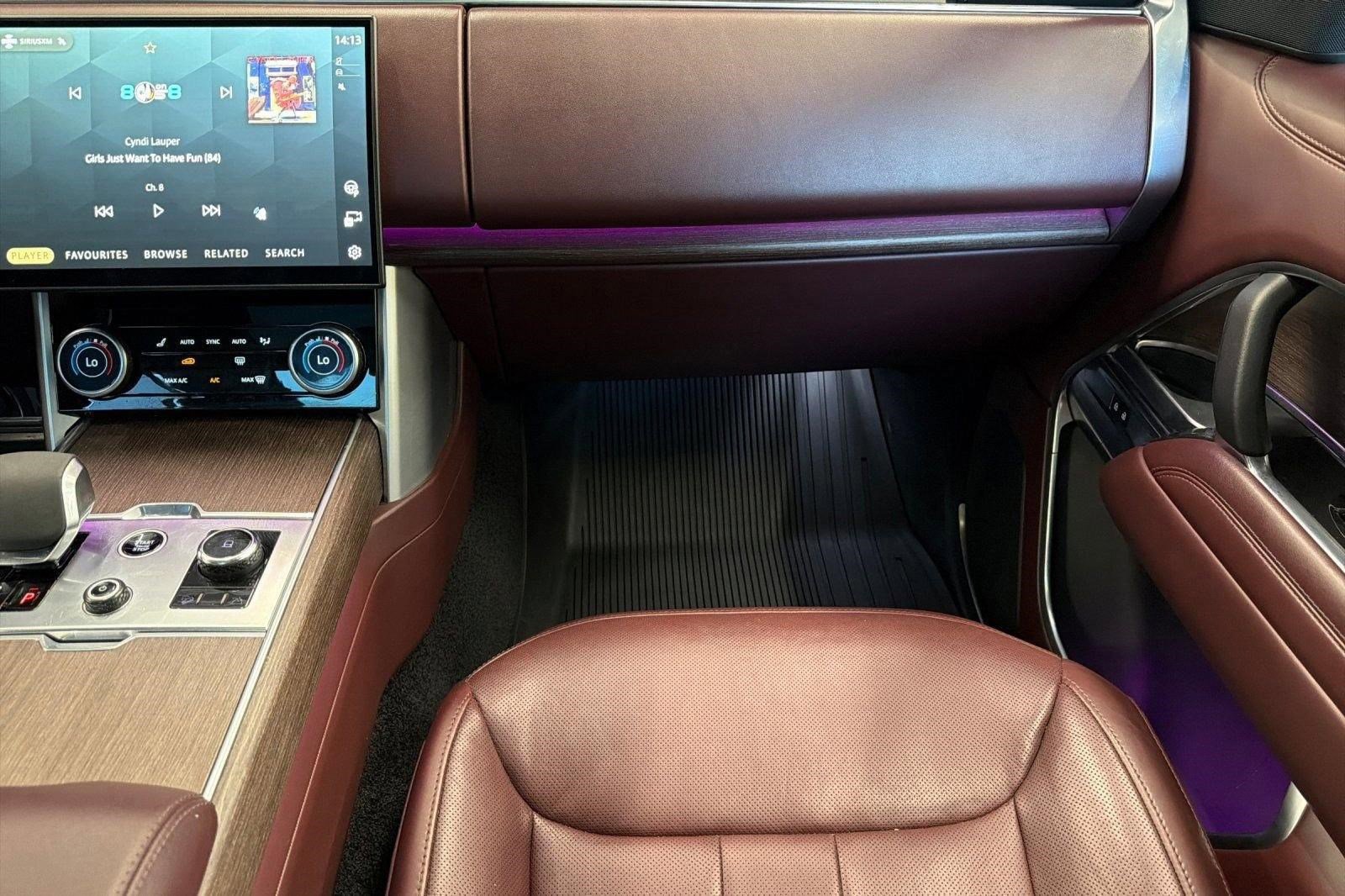 Used 2023 Land Rover Range Rover SE image 31