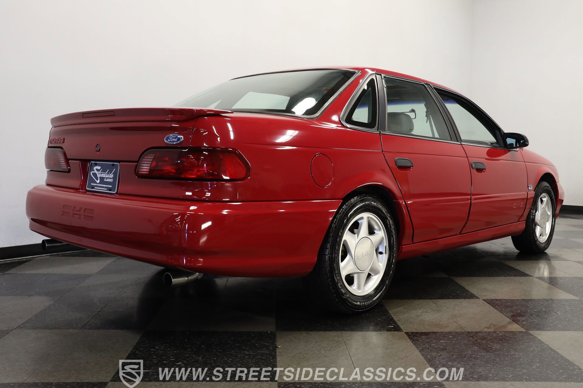 Used 1993 Ford Taurus SHO image 25
