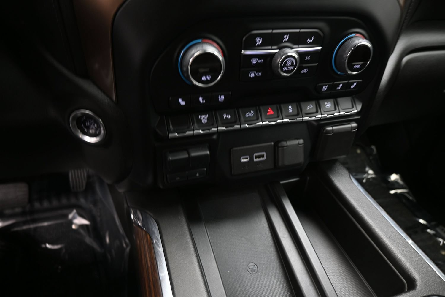 Used 2022 Chevrolet Silverado 2500 High Country AWD/4WD image 14
