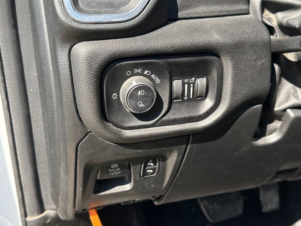 Used 2025 RAM 1500 Big Horn AWD/4WD image 19