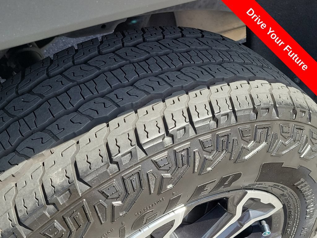 Used 2023 GMC Canyon AT4 w/ AT4 Premium Package AWD/4WD image 30