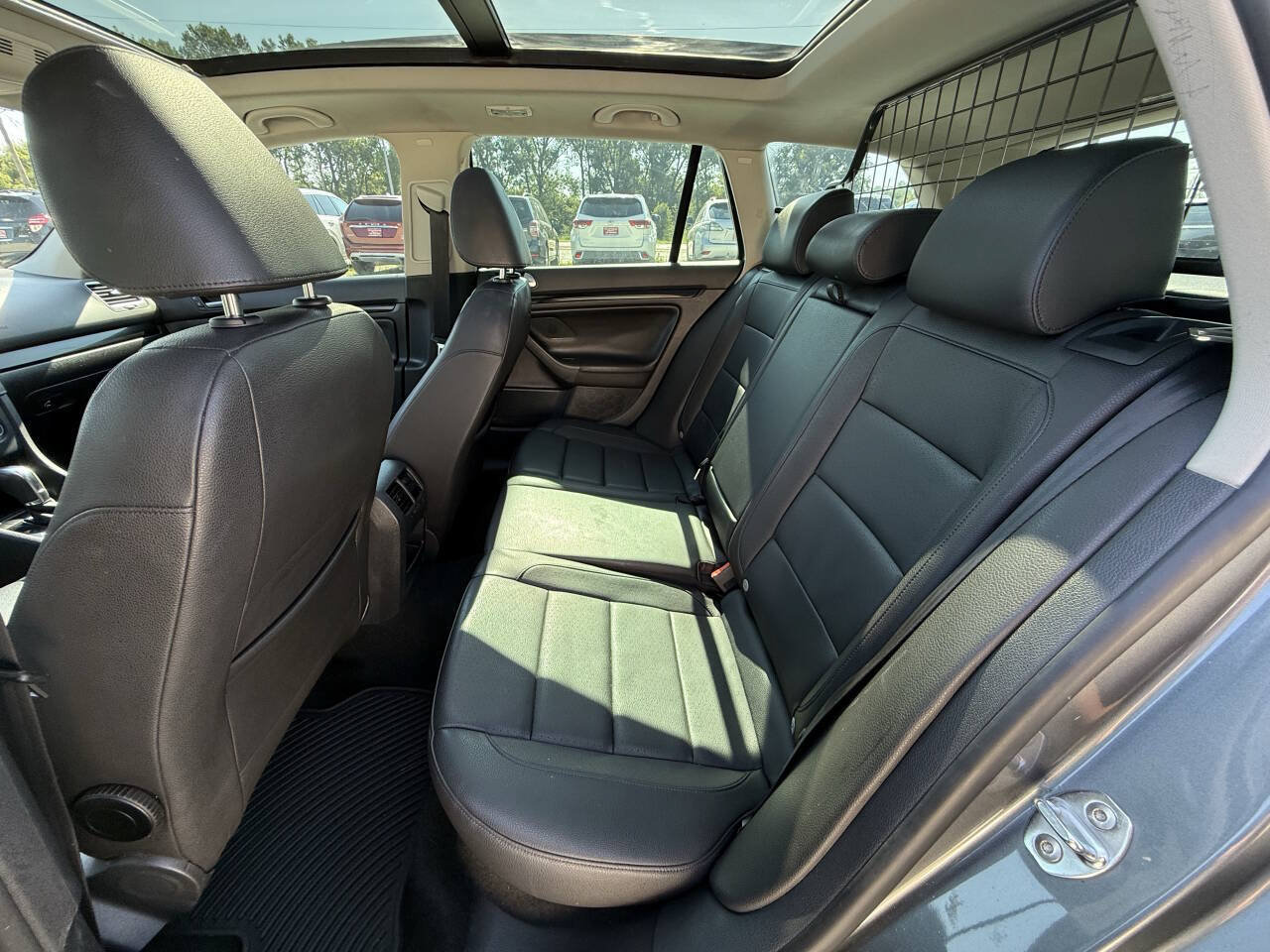 Used 2014 Volkswagen Jetta SE FWD image 21