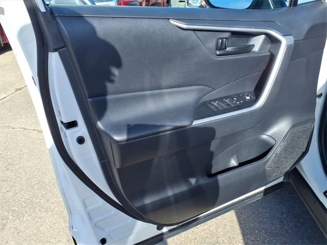 Used 2024 Toyota RAV4 LE image 18