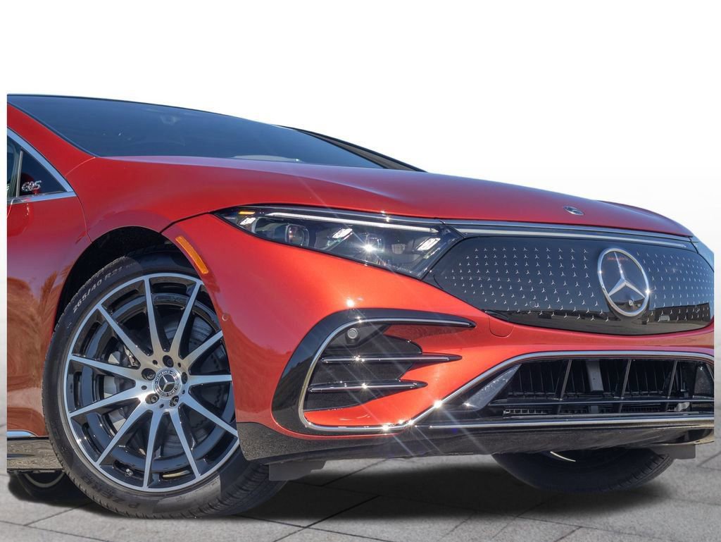 Used 2023 Mercedes-Benz EQS 580 4MATIC Sedan image 2