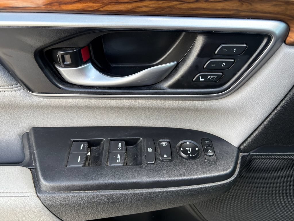 Used 2021 Honda CR-V Touring image 22