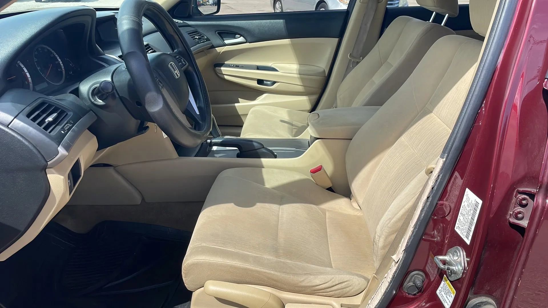 Used 2012 Honda Accord LX image 9