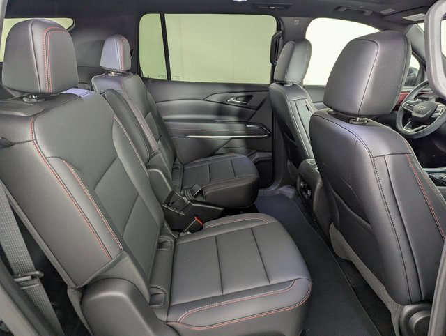 Used 2025 Chevrolet Traverse Z71 image 20