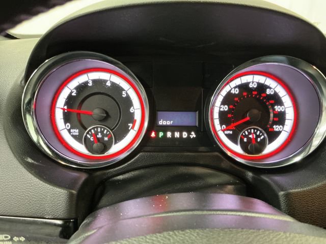 Used 2020 Dodge Grand Caravan SE FWD image 25