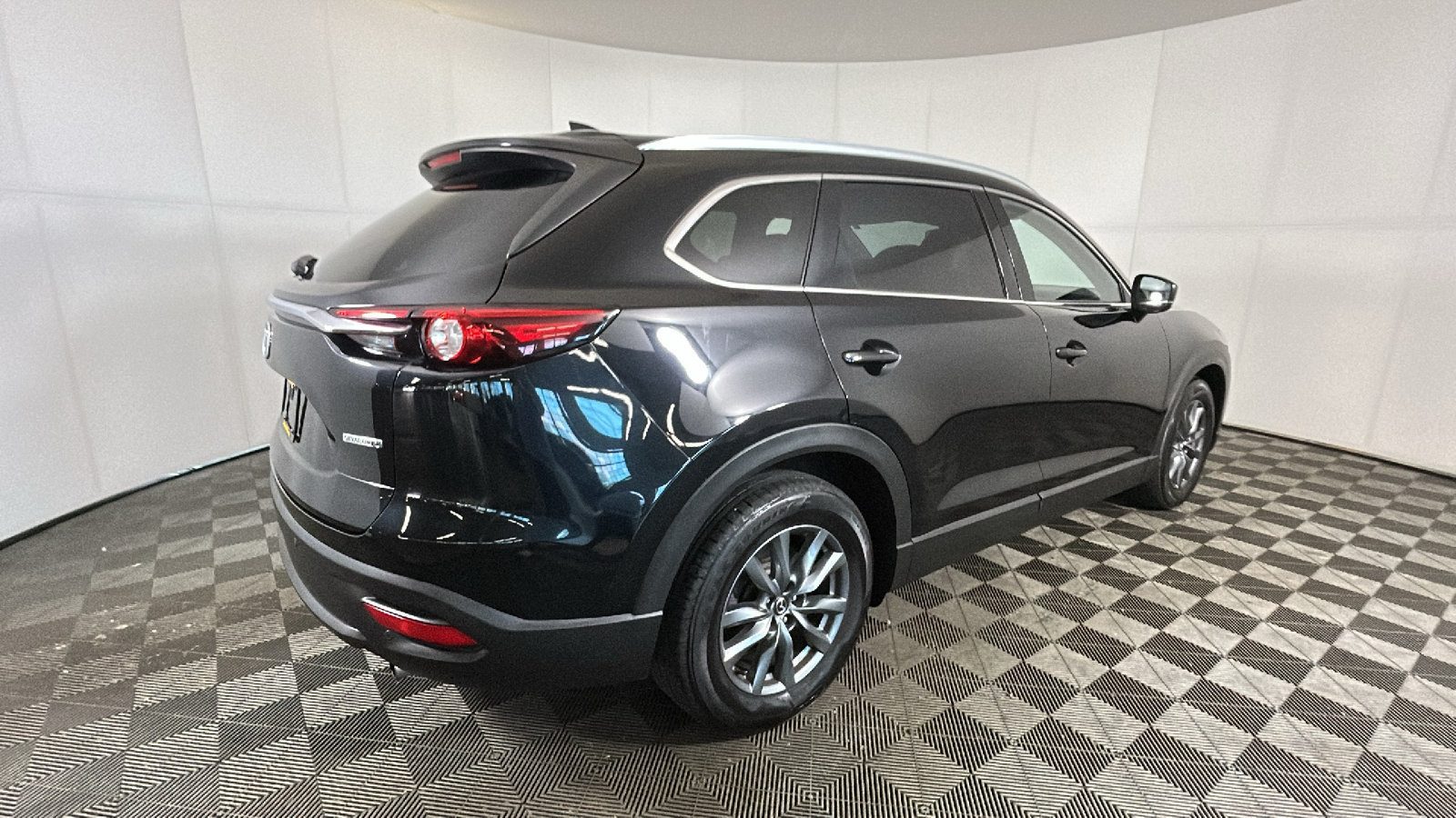 Used 2020 MAZDA CX-9 Touring w/ Touring Premium Package AWD/4WD image 3