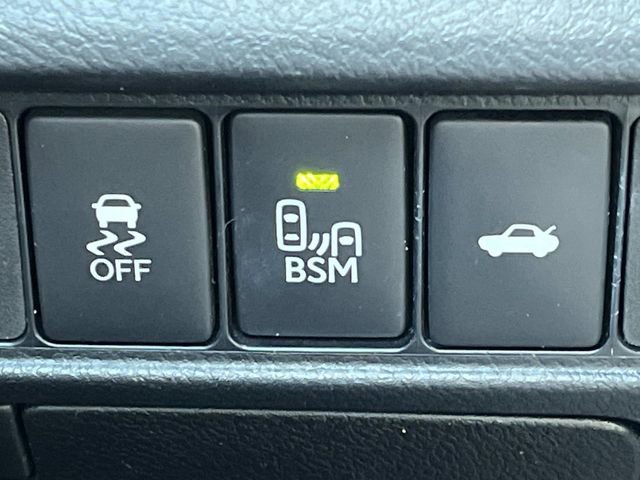 Used 2016 Toyota Avalon XLE Premium image 33