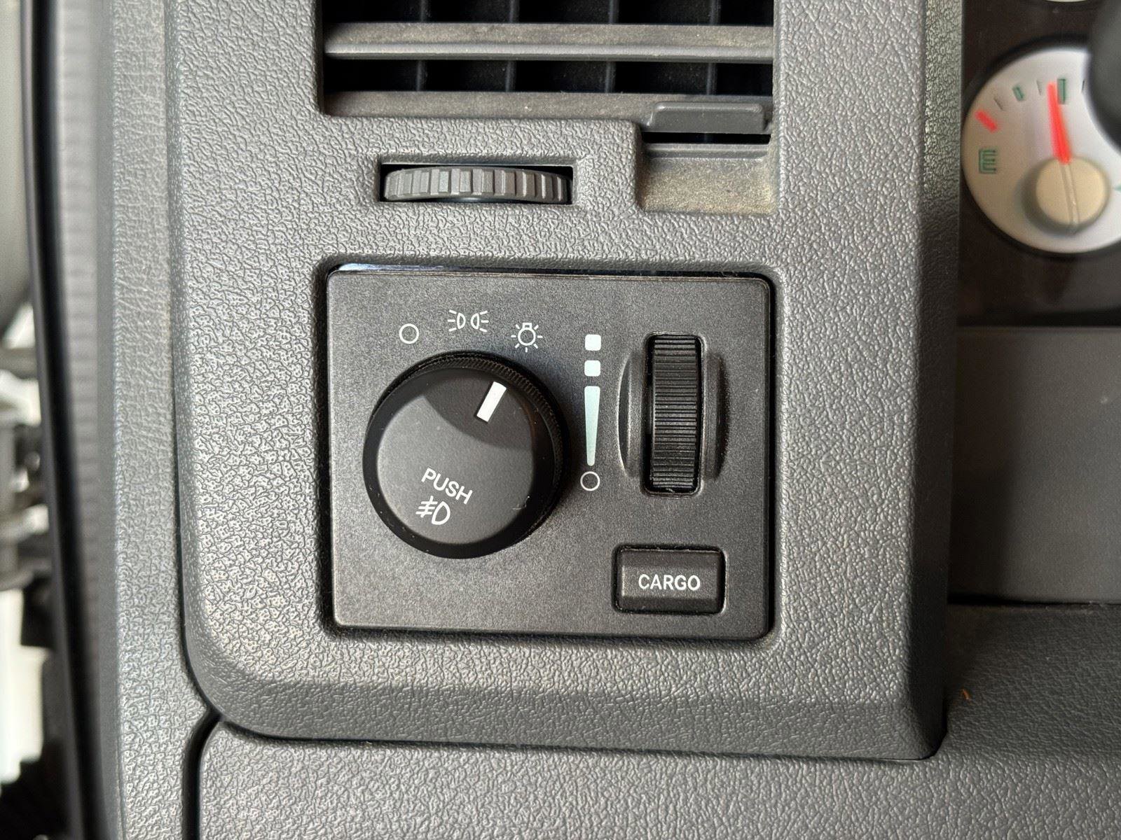 Used 2009 Dodge Ram 2500 Truck SLT w/ Popular Equipment Group RWD image 18