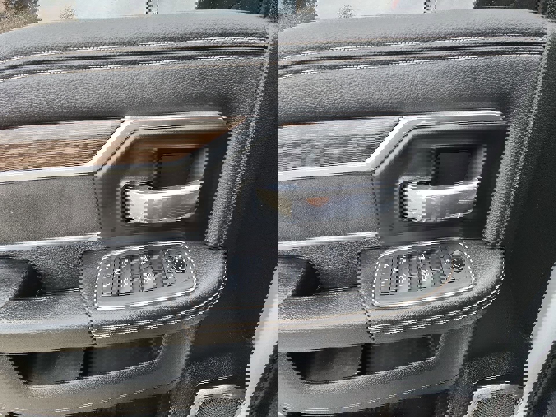 Certified 2021 RAM 2500 Laramie image 15