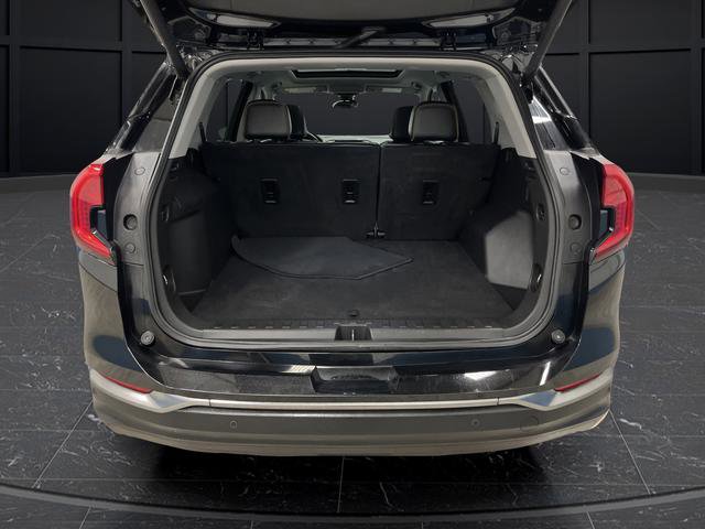 Used 2022 GMC Terrain AT4 w/ Tech Package image 14