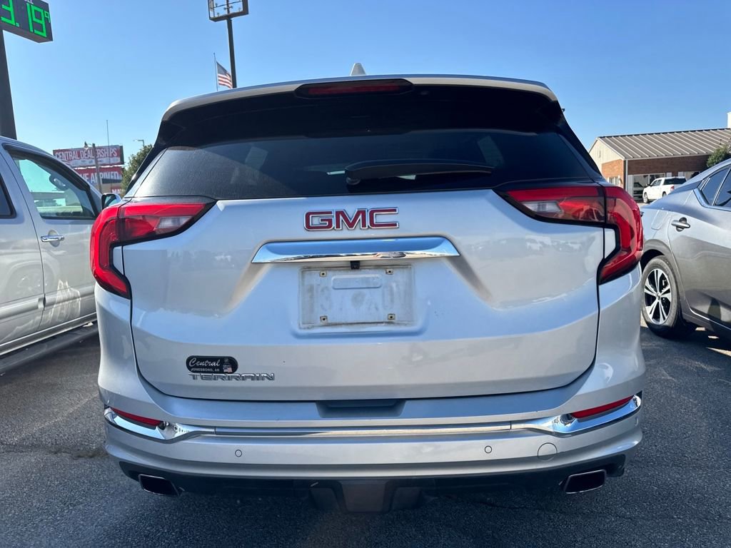 Used 2018 GMC Terrain Denali w/ Advanced Safety Package image 5