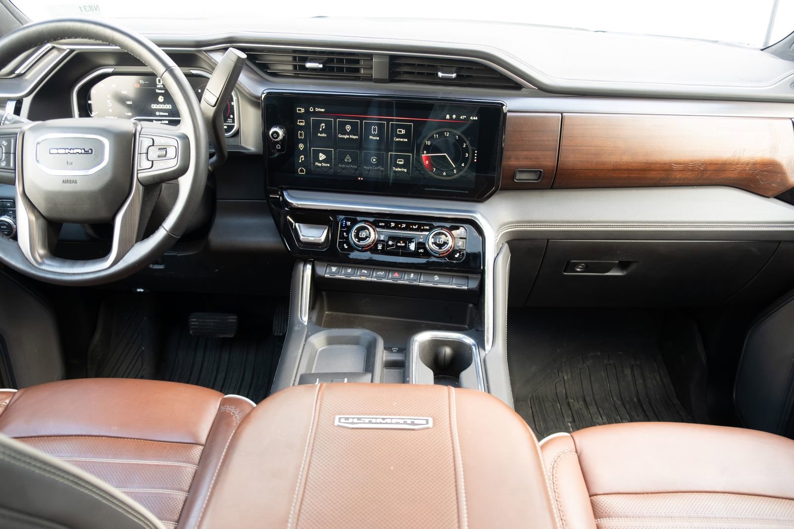 Used 2024 GMC Sierra 2500 Denali Ultimate w/ Max Trailering Package image 26