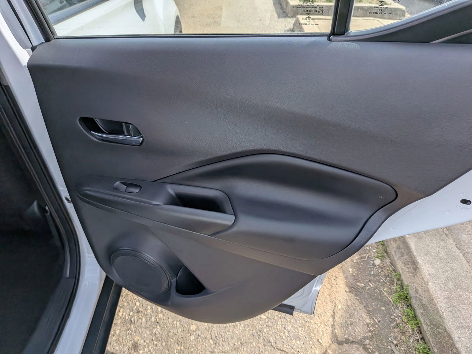 Used 2020 Nissan Kicks SR w/ SR Premium Package image 32