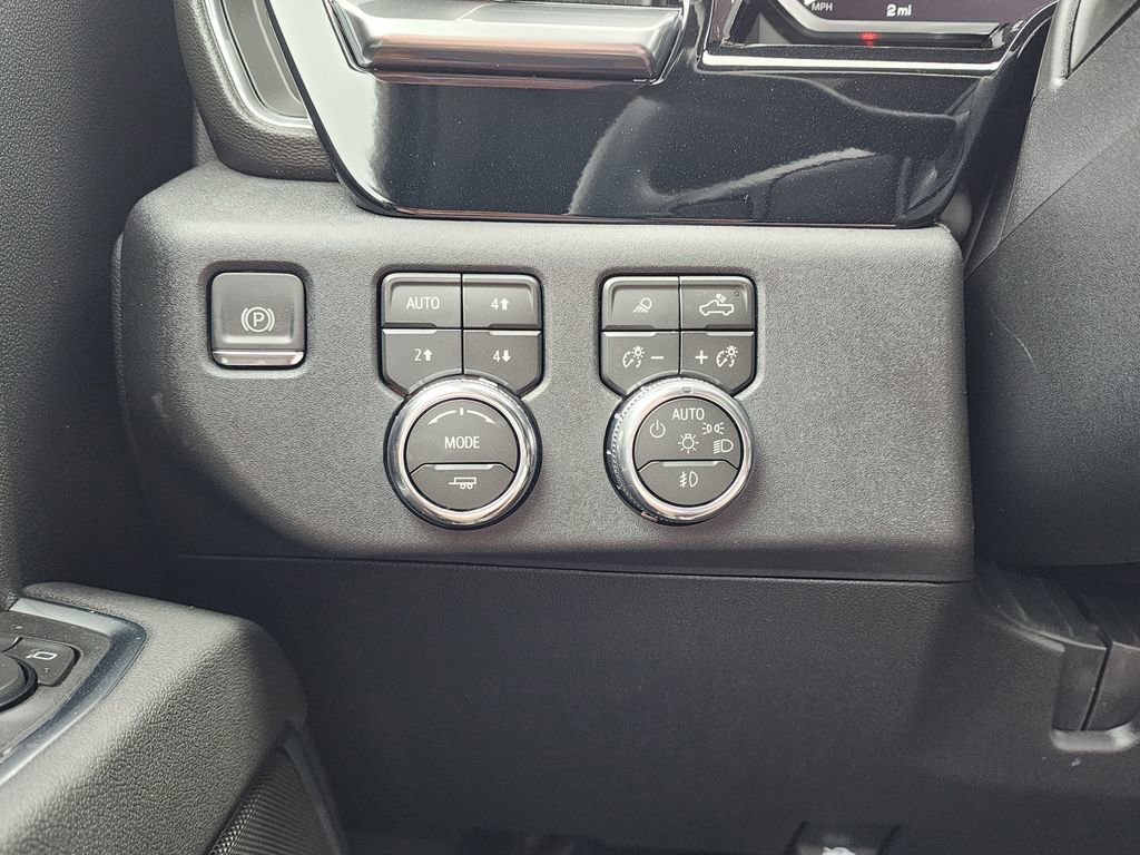 New 2026 GMC Sierra 1500 SLT w/ X31 Off-Road Package AWD/4WD image 19