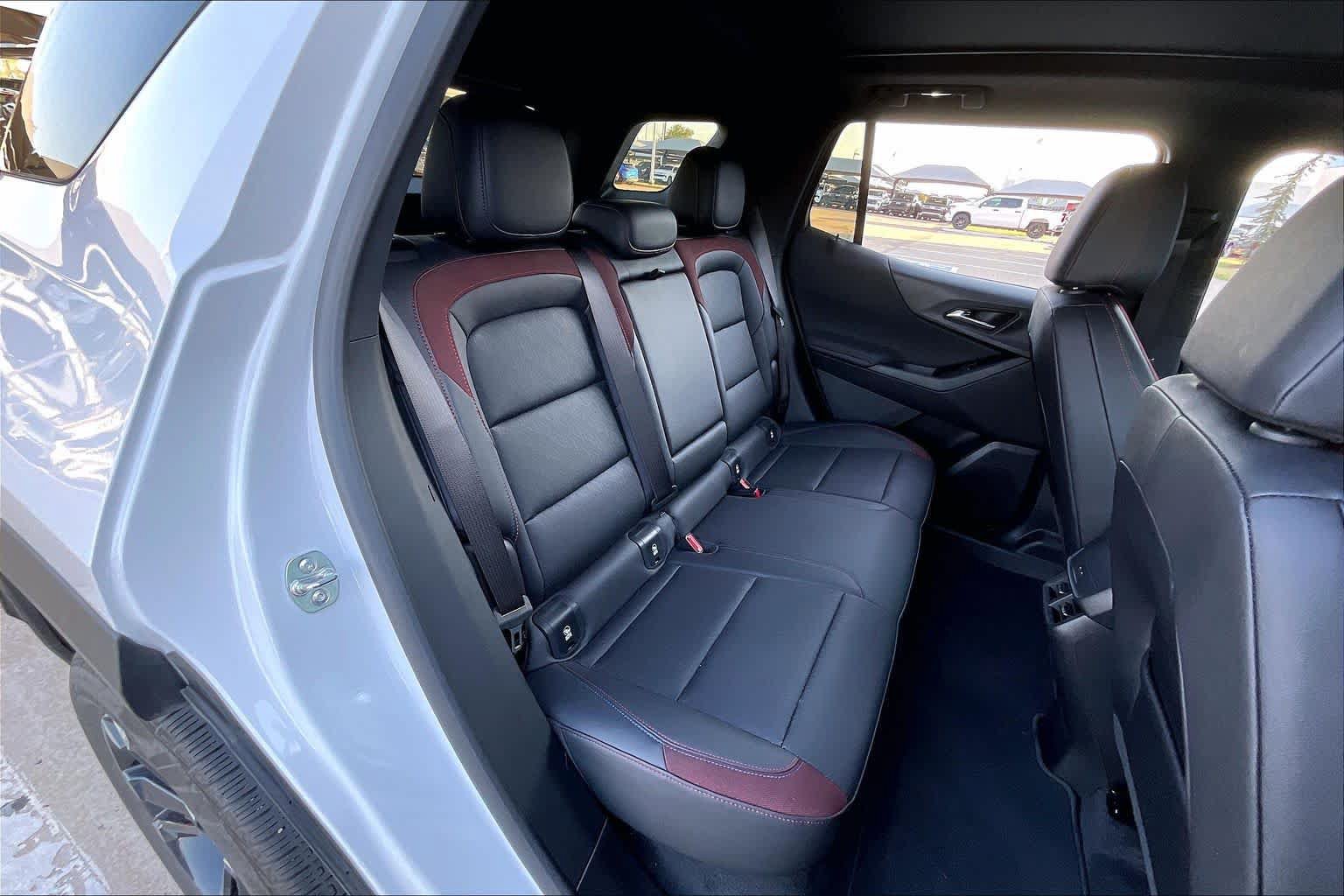 Certified 2025 Chevrolet Equinox RS w/ Safety and Technology Package AWD/4WD image 19