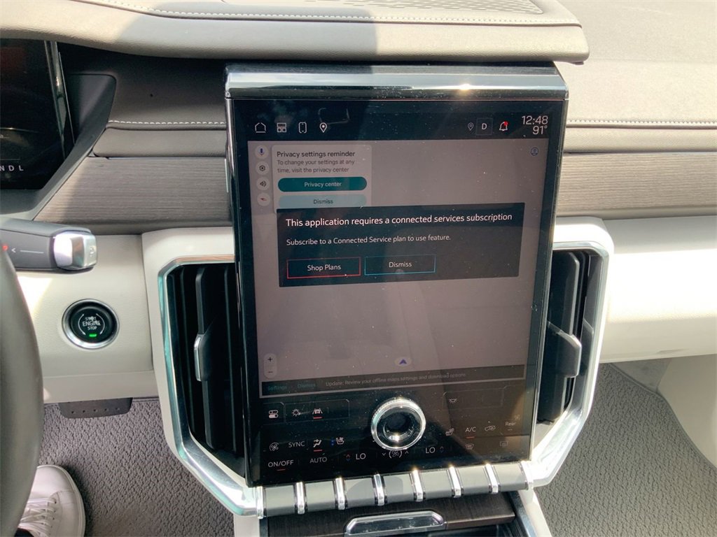 Used 2024 GMC Acadia Denali image 14