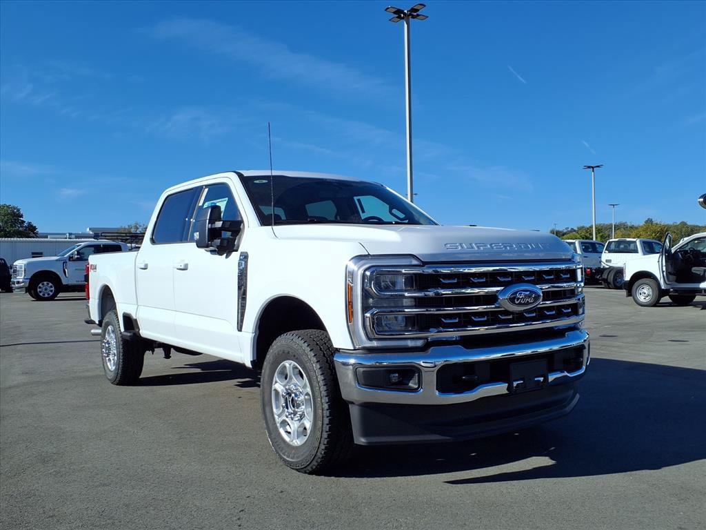New 2026 Ford F350 XLT w/ XLT Premium Package AWD/4WD image 1