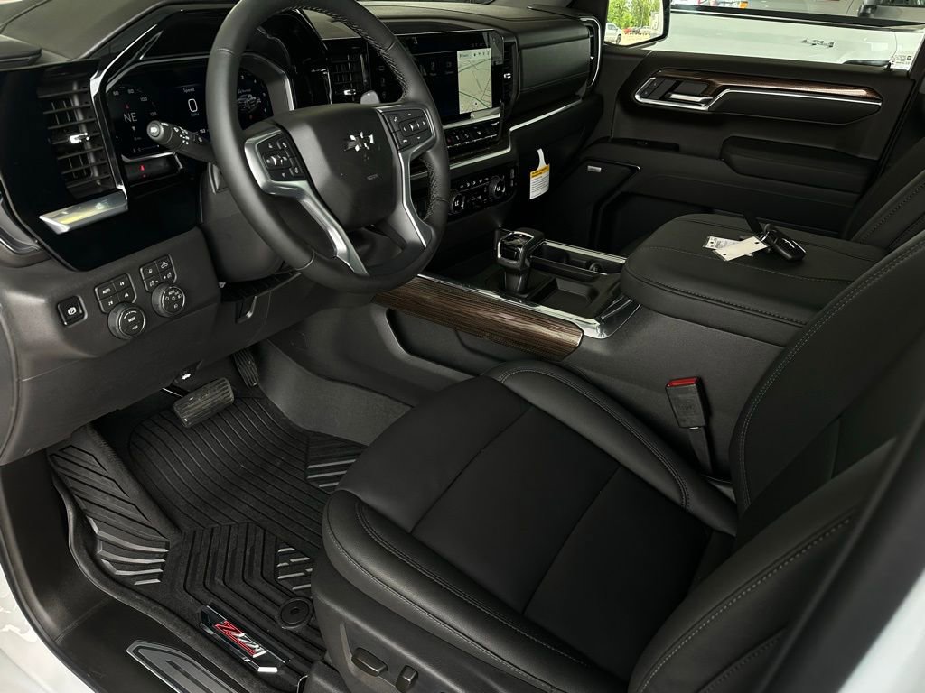New 2026 Chevrolet Silverado 1500 RST w/ RST All Star Premium Package AWD/4WD image 9