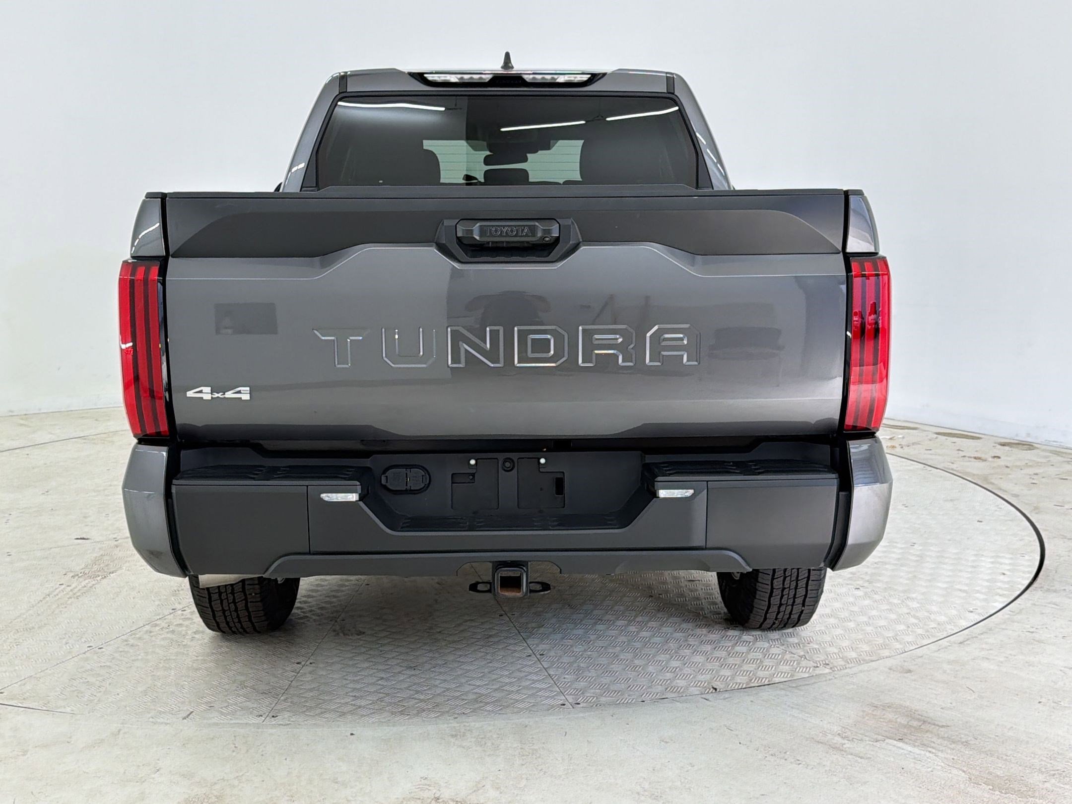 Used 2024 Toyota Tundra SR5 AWD/4WD image 10