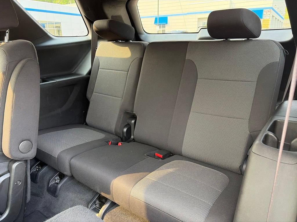 New 2023 Chevrolet Traverse LT w/ LPO, Floor Liner Package AWD/4WD image 18