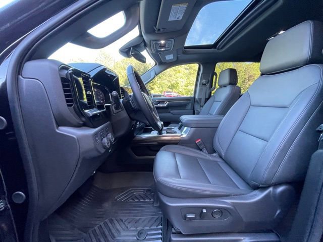 Used 2025 Chevrolet Silverado 1500 LT Trail Boss w/ LT Trail Boss Premium Package image 18