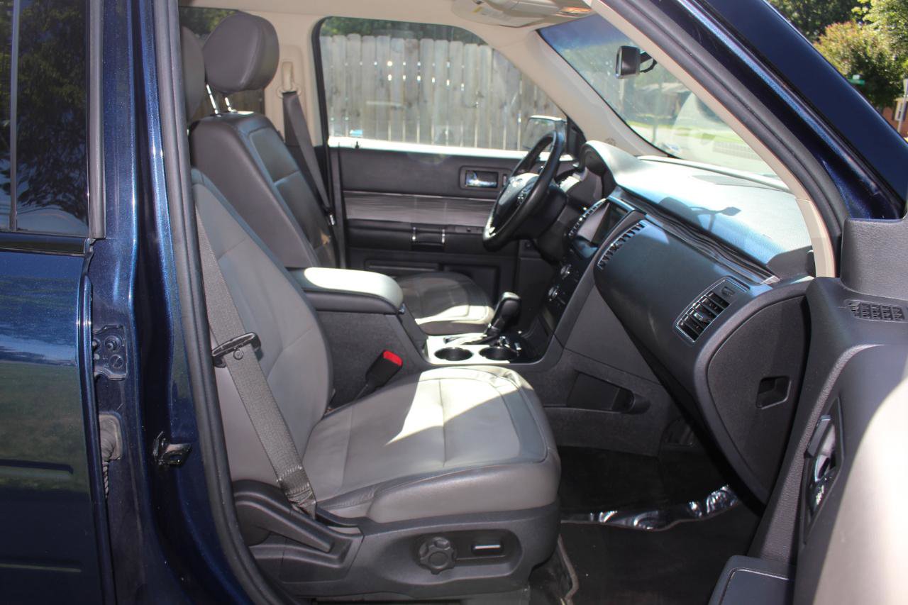 Used 2017 Ford Flex SEL w/ Equipment Group 202A FWD image 45