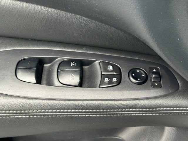 Used 2018 Nissan Pathfinder SL w/ SL Premium Package image 20