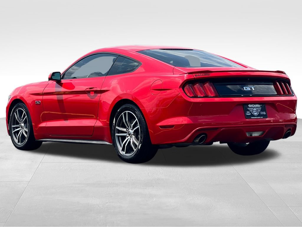 Used 2017 Ford Mustang GT RWD image 5