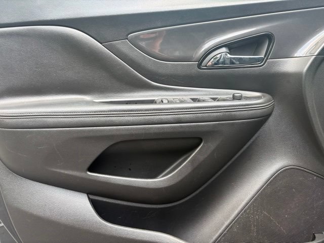 Used 2018 Buick Encore Preferred AWD/4WD image 30