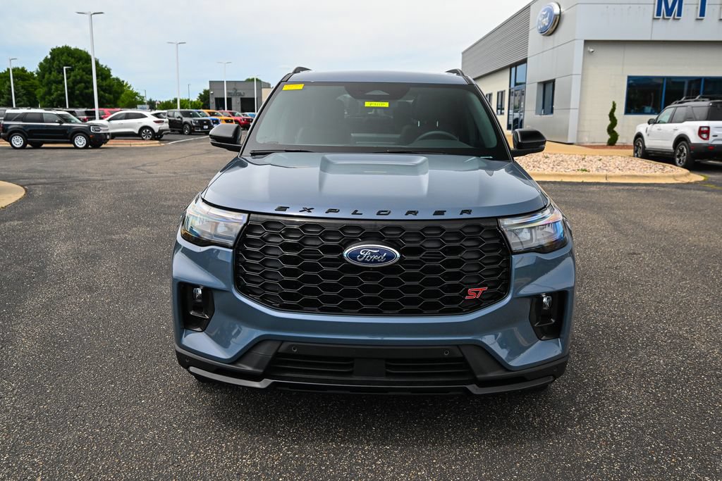 Used 2026 Ford Explorer ST w/ Sun And Sound Package AWD/4WD image 10