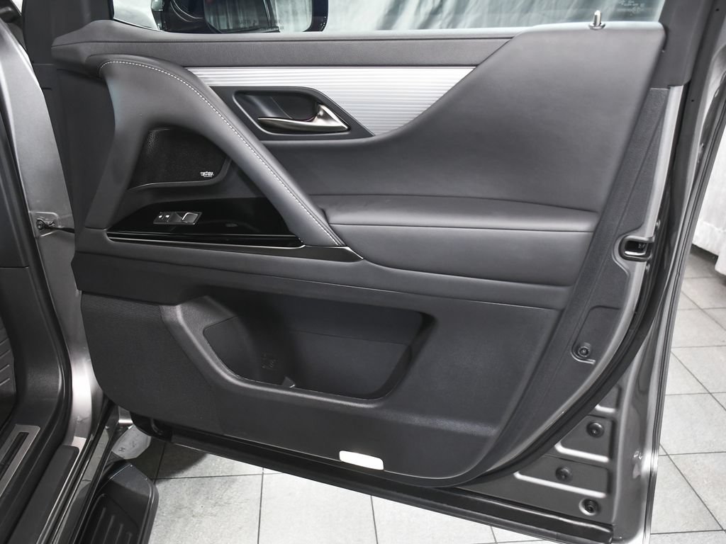 Used 2025 Lexus LX 700h F Sport AWD/4WD image 18