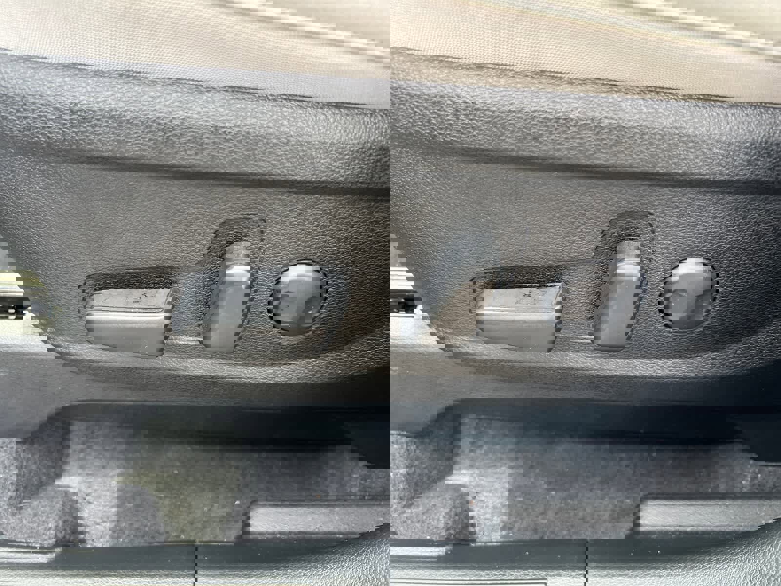 Certified 2023 Kia Telluride S image 19