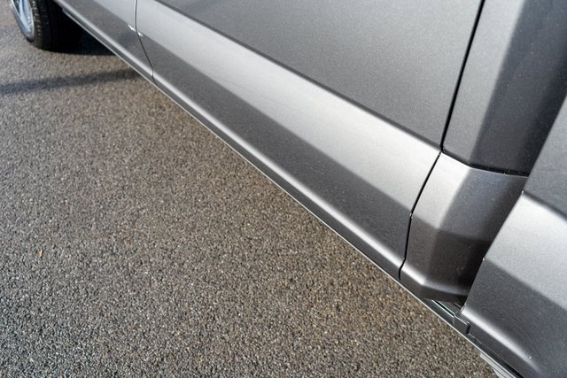 Used 2024 Ford F150 Lightning Platinum image 11