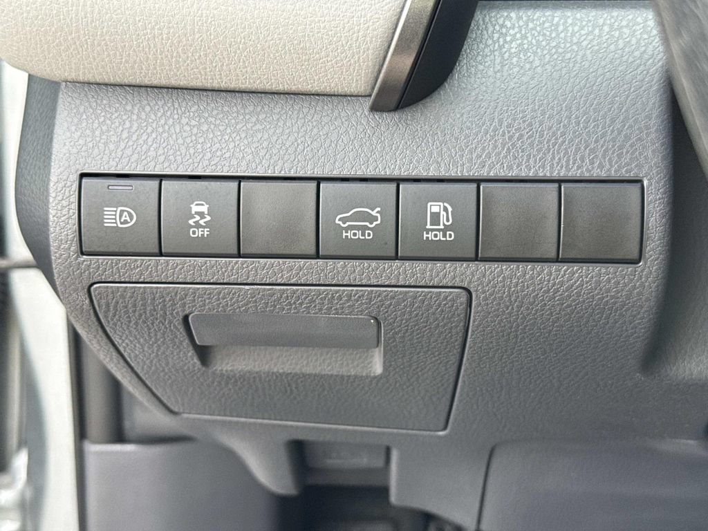 Used 2023 Toyota Camry LE FWD image 40