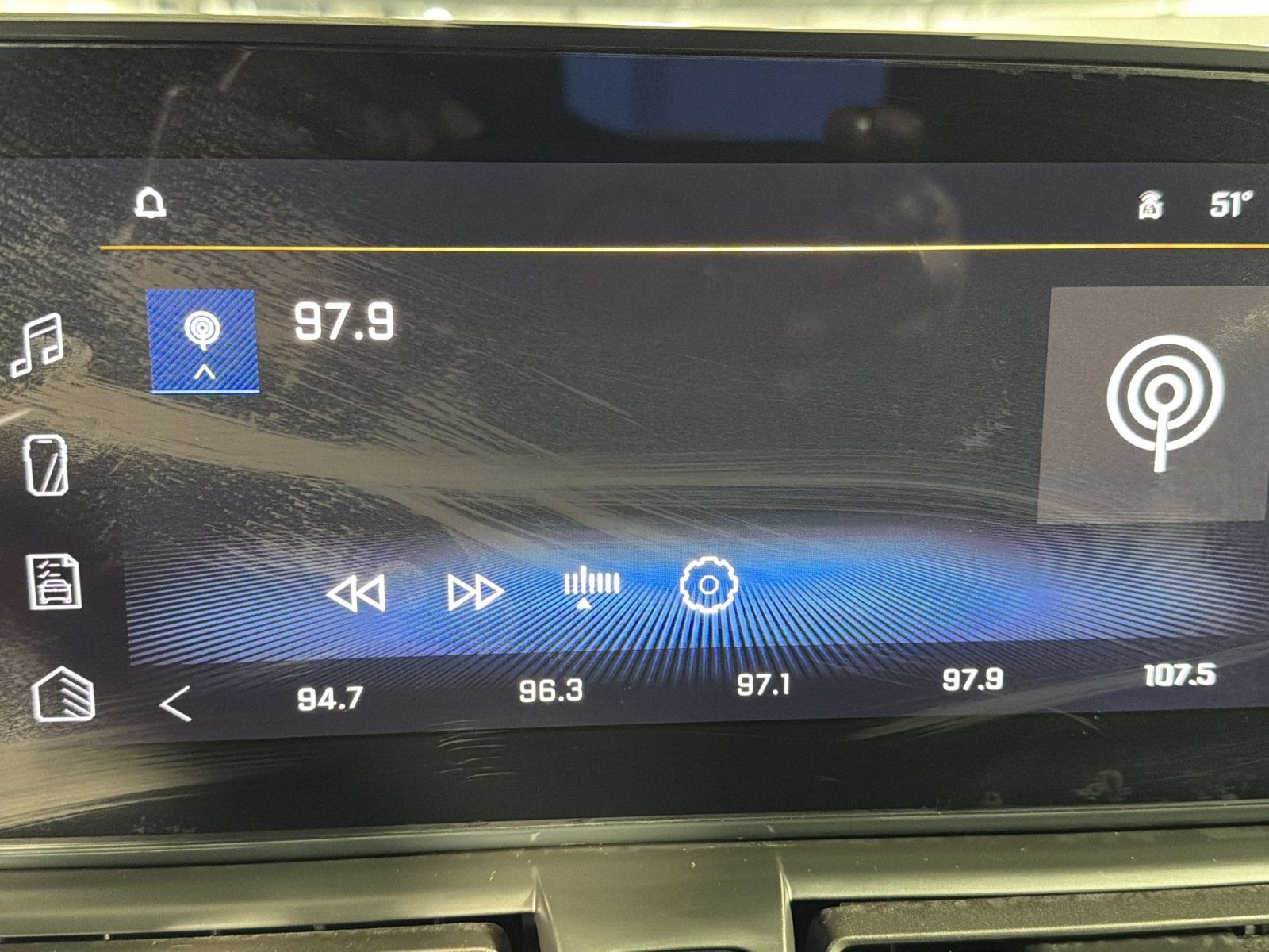 Used 2024 Chevrolet TrailBlazer LS image 22