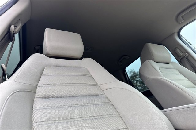 Used 2017 Honda CR-V LX image 20