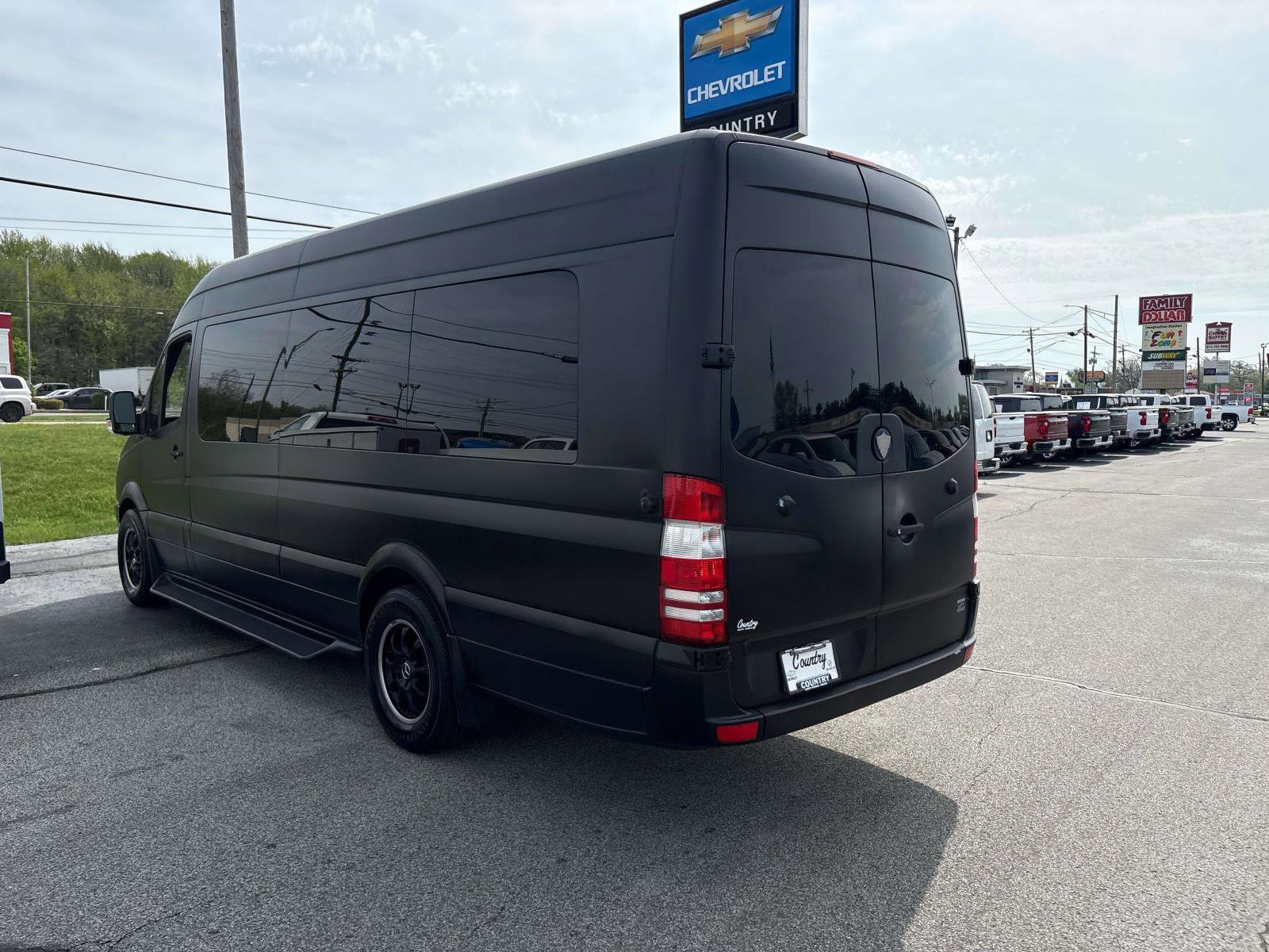 Used 2012 Mercedes-Benz Sprinter 2500 image 2