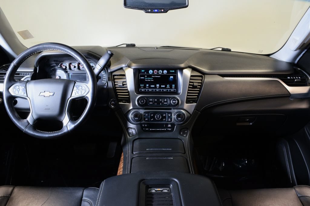 Used 2020 Chevrolet Tahoe Premier AWD/4WD image 16