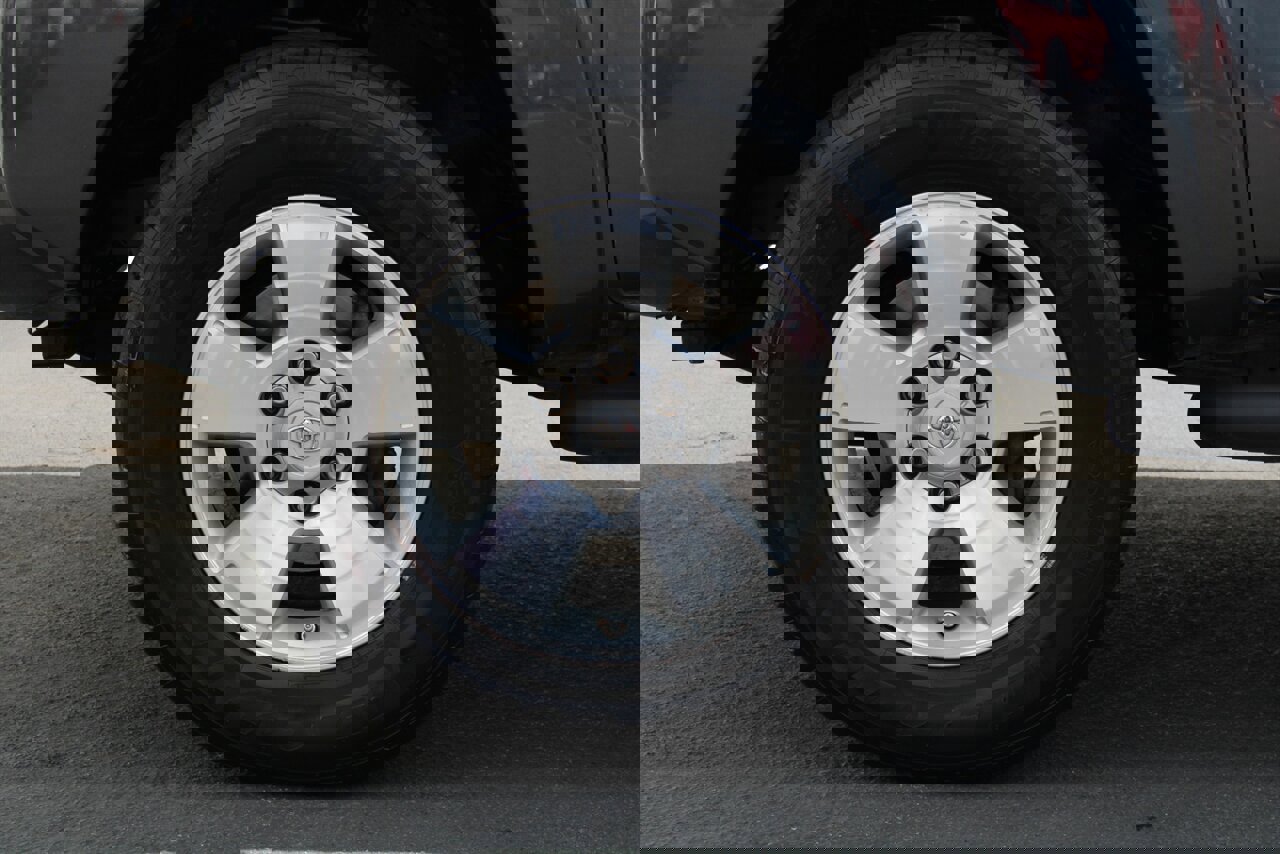 Used 2013 Toyota Tacoma PreRunner w/ TRD Sport Pkg RWD image 23