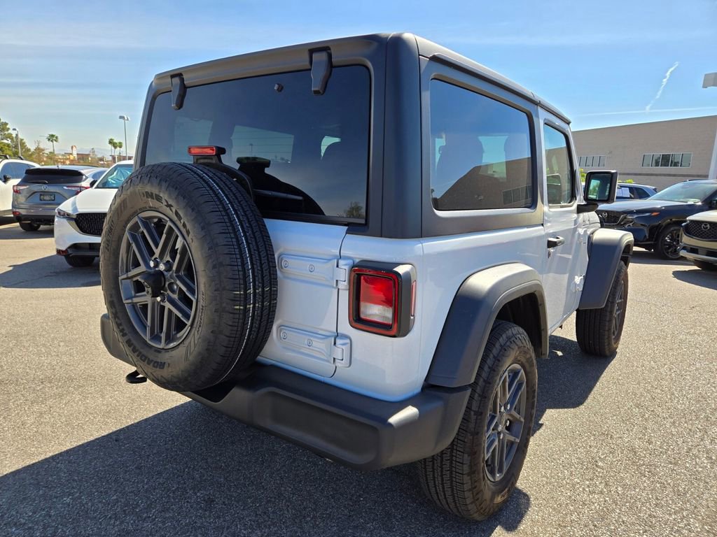 Used 2025 Jeep Wrangler Sport image 4