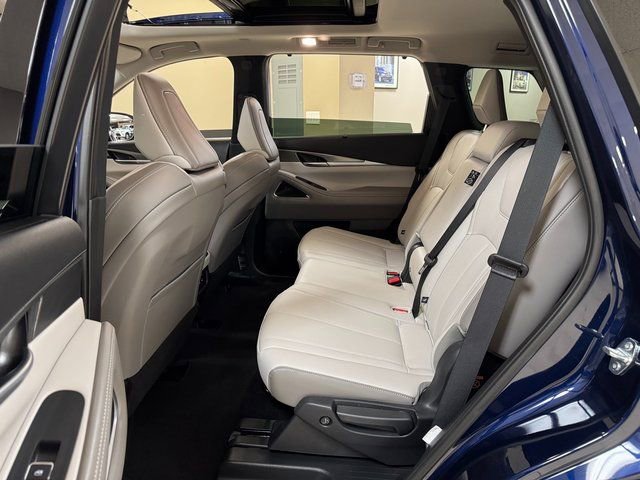 Used 2026 INFINITI QX60 Luxe w/ Cargo Package image 21