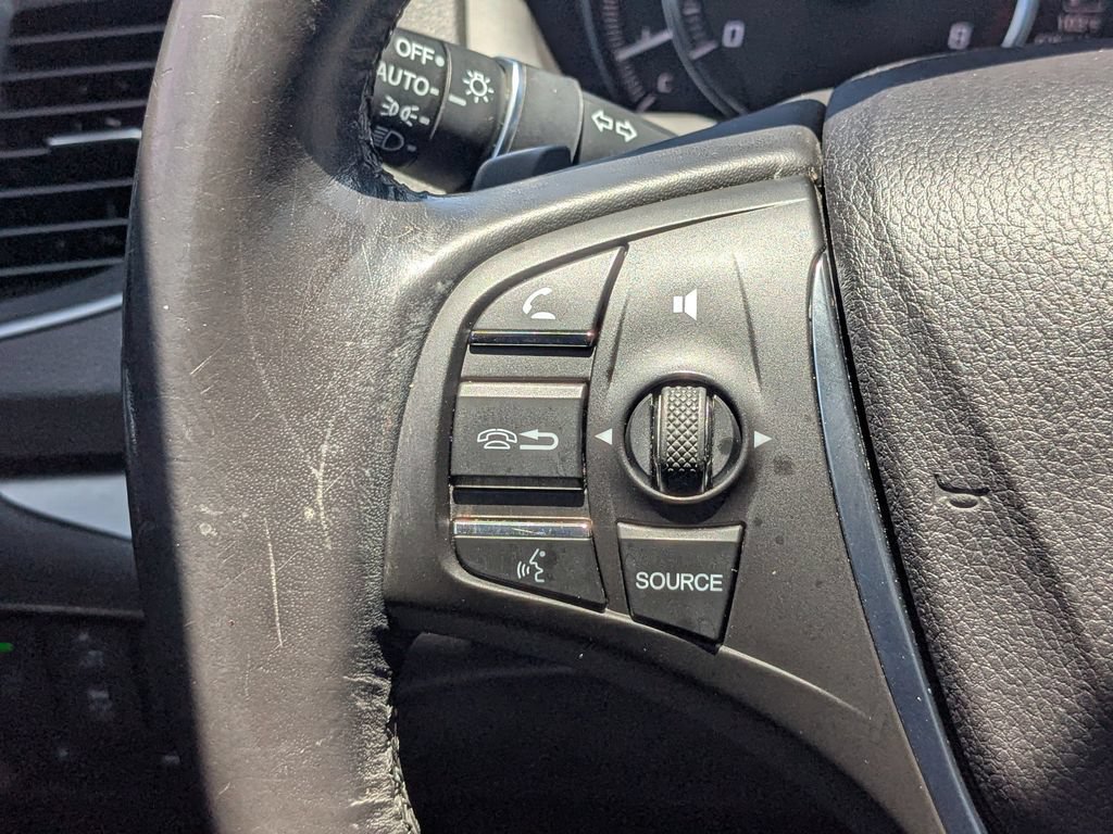 Used 2018 Acura TLX FWD image 16