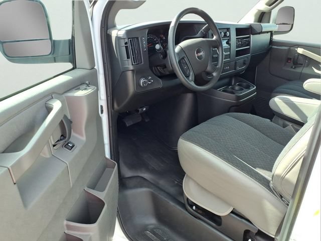 Used 2025 GMC Savana 2500 w/ Driver Convenience Package RWD image 10