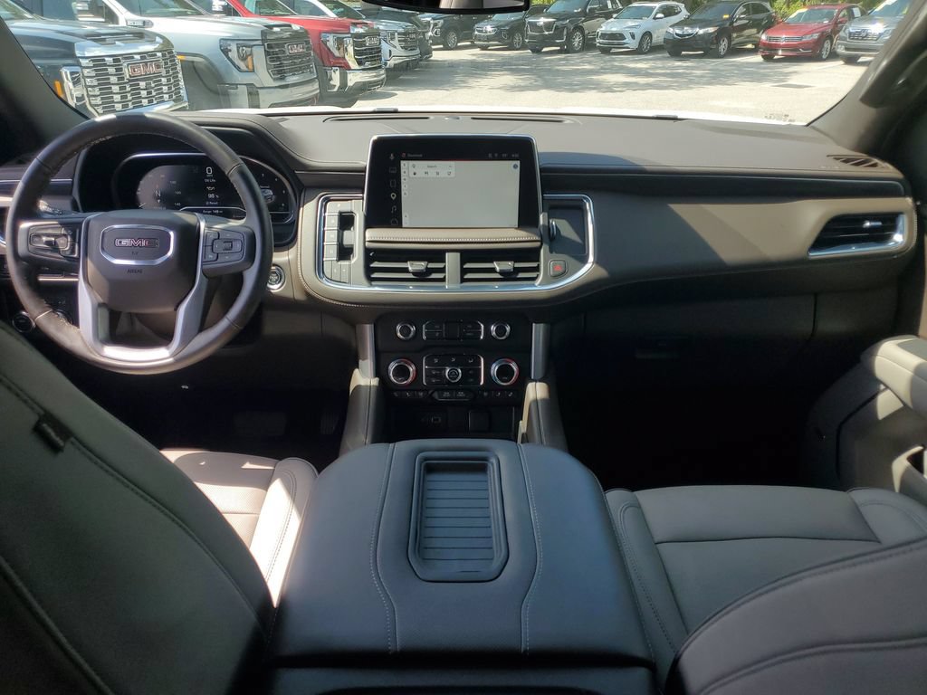Certified 2023 GMC Yukon SLT w/ SLT Luxury Package RWD image 18
